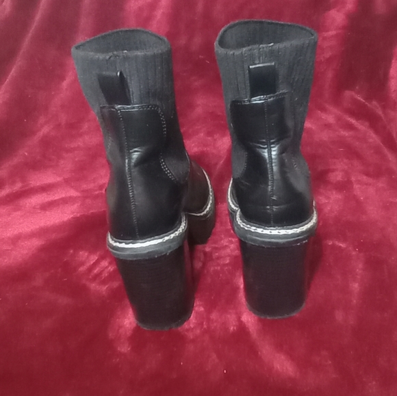 Madden Girl chunky boot heels - Picture 3 of 4
